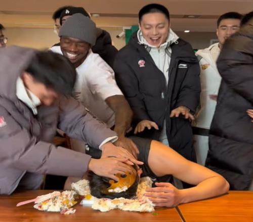 主播邂逅,小孩姐,冰雪奇缘,欧亿体育官方,欧亿体育在线官网,欧亿体育线上,欧亿体育APP