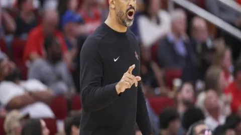 奥格斯堡成德甲凯恩进球靶心，3轮赛事丢6分